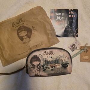 Anekke The Forest Wristlet